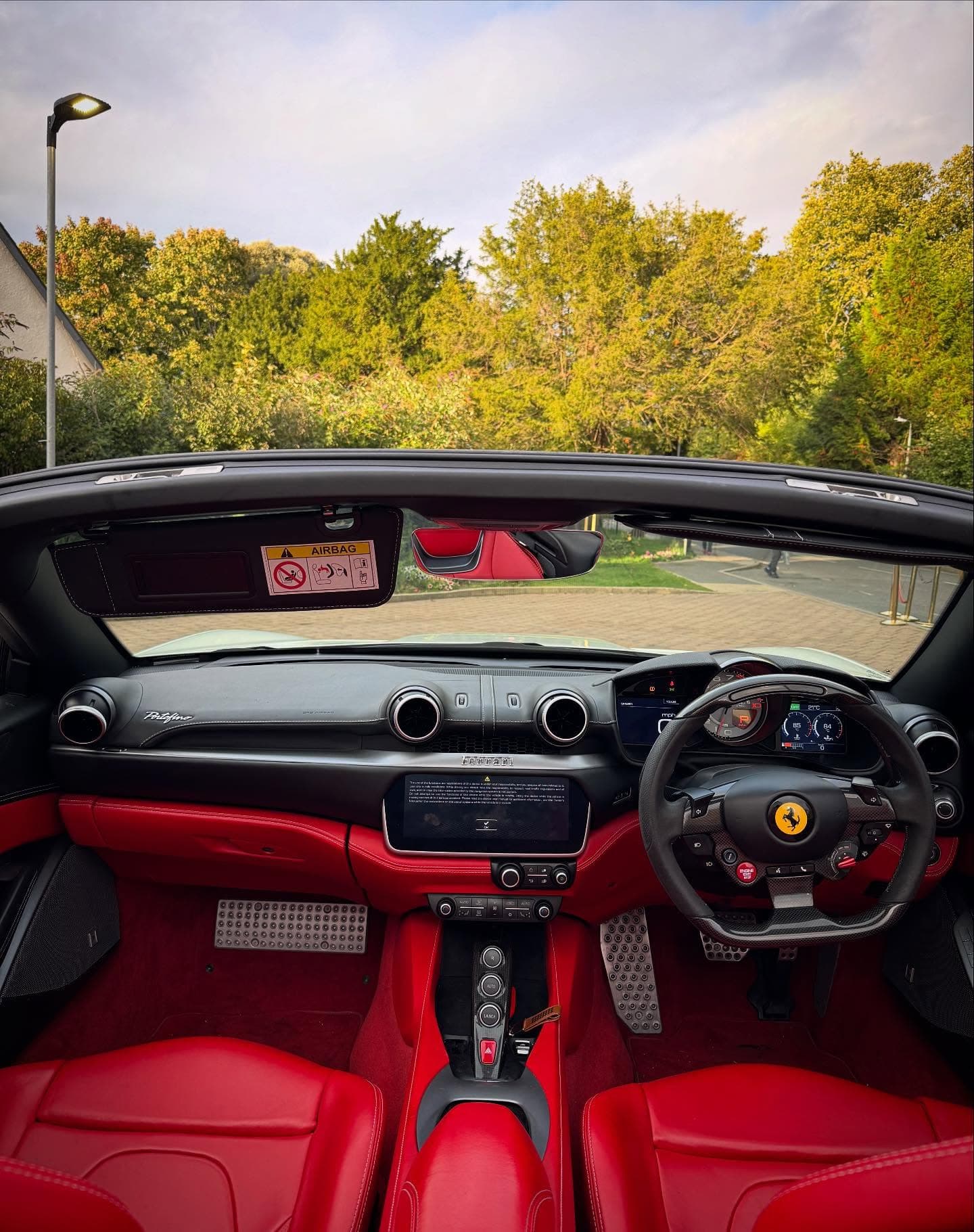 Ferrari Portofino thumbnail 4