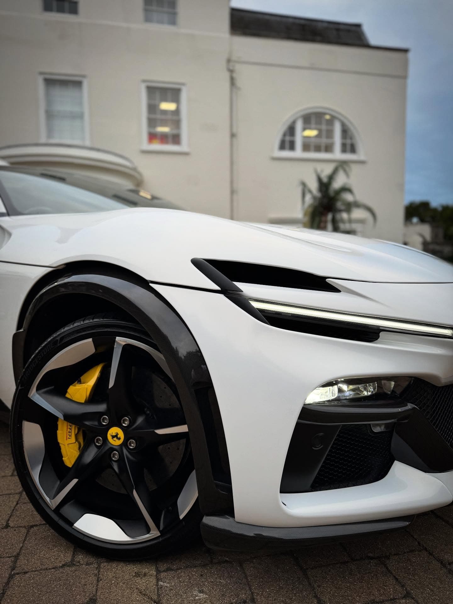 Ferrari Purosangue thumbnail 2