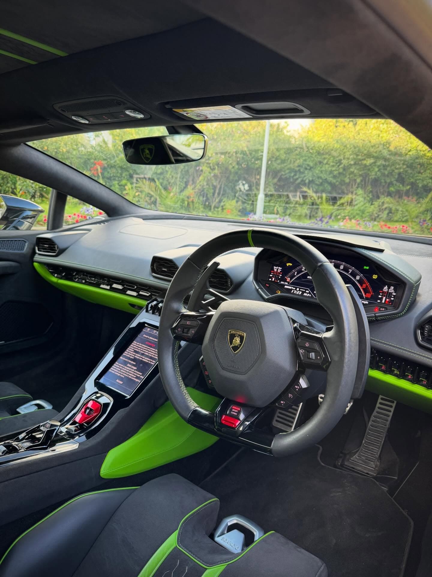 Lamborghini Huracán Tecnica thumbnail 2