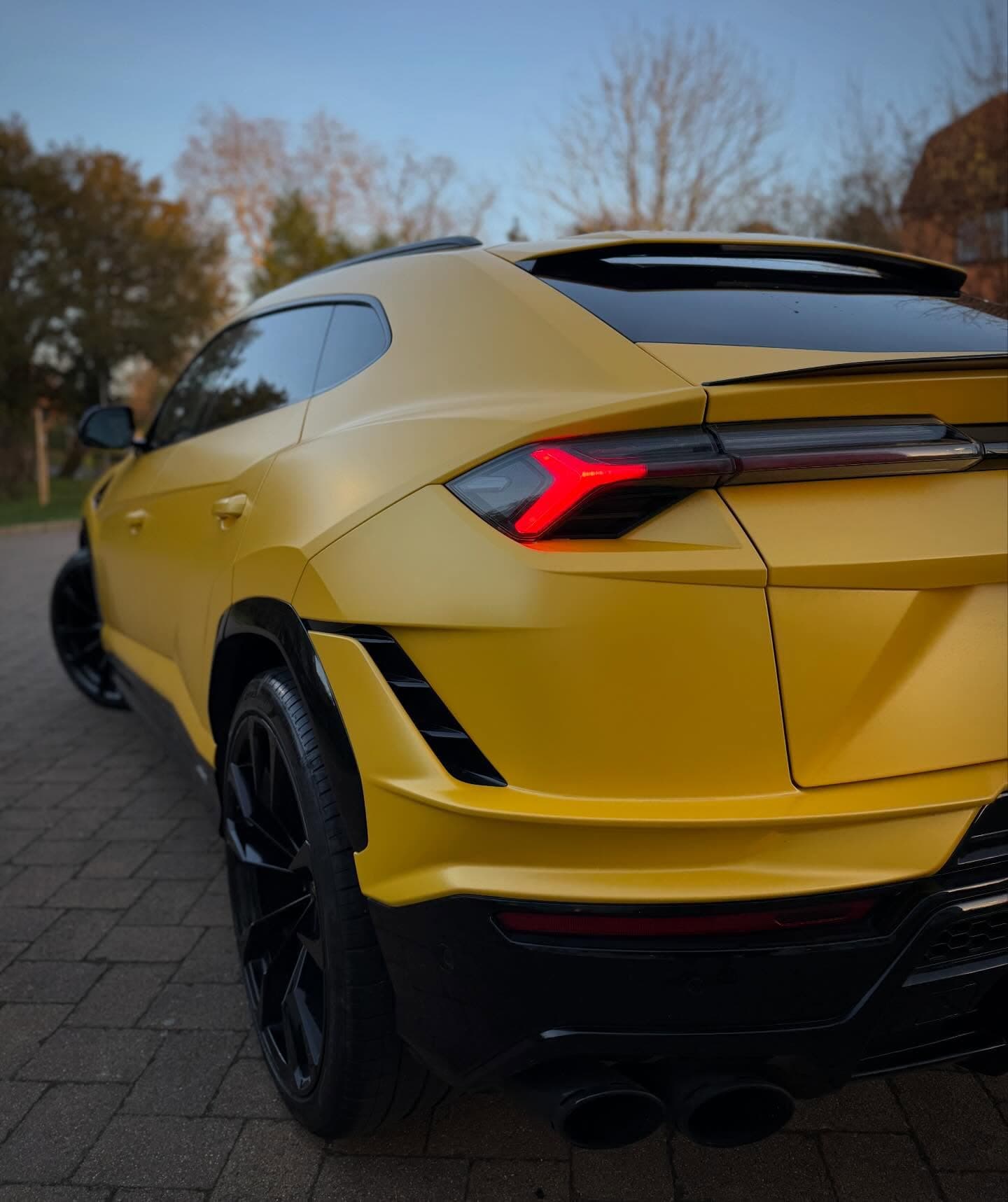 Lamborghini Urus S thumbnail 5