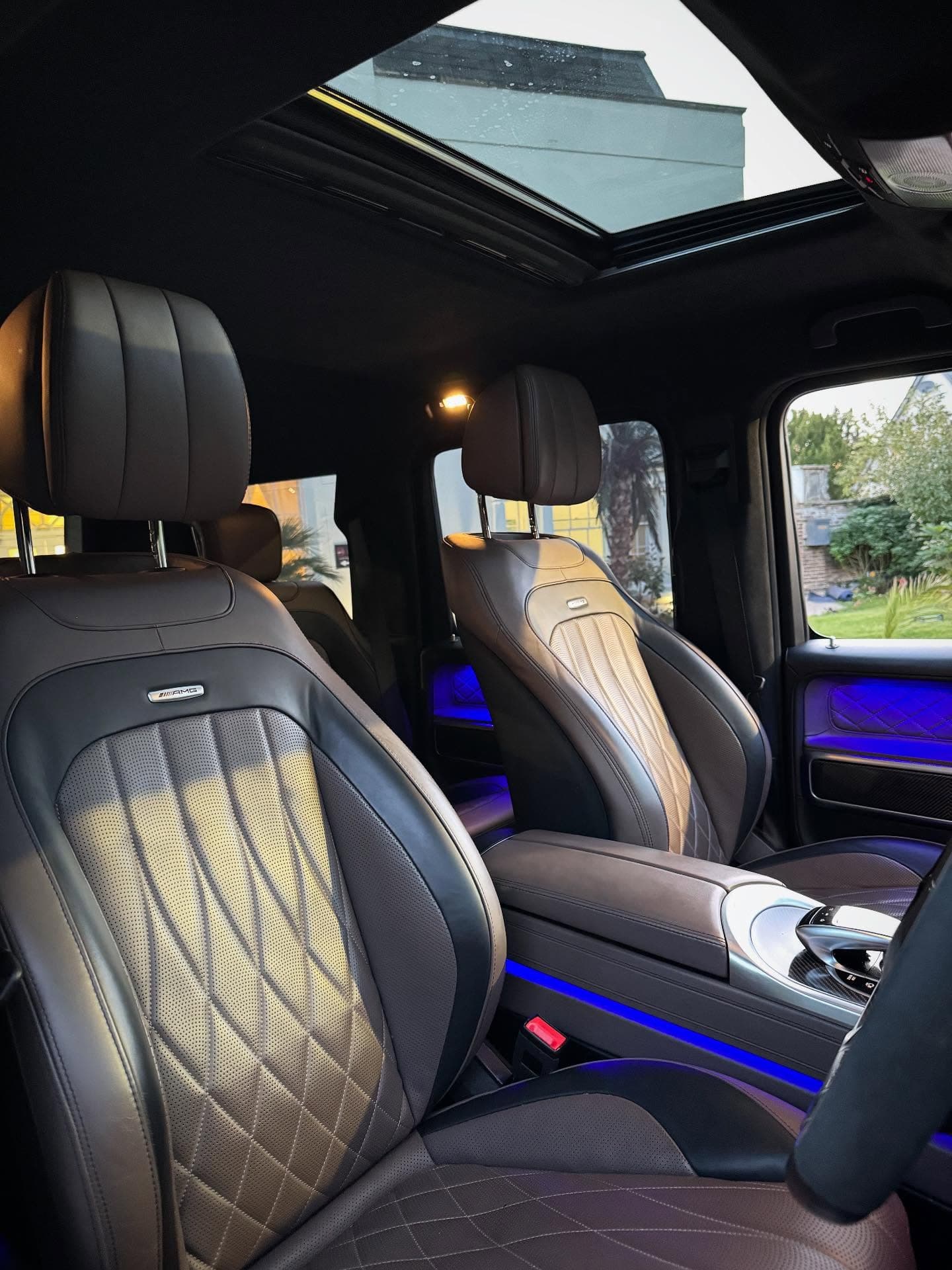 Mercedes-AMG G63 (Grey) thumbnail 7