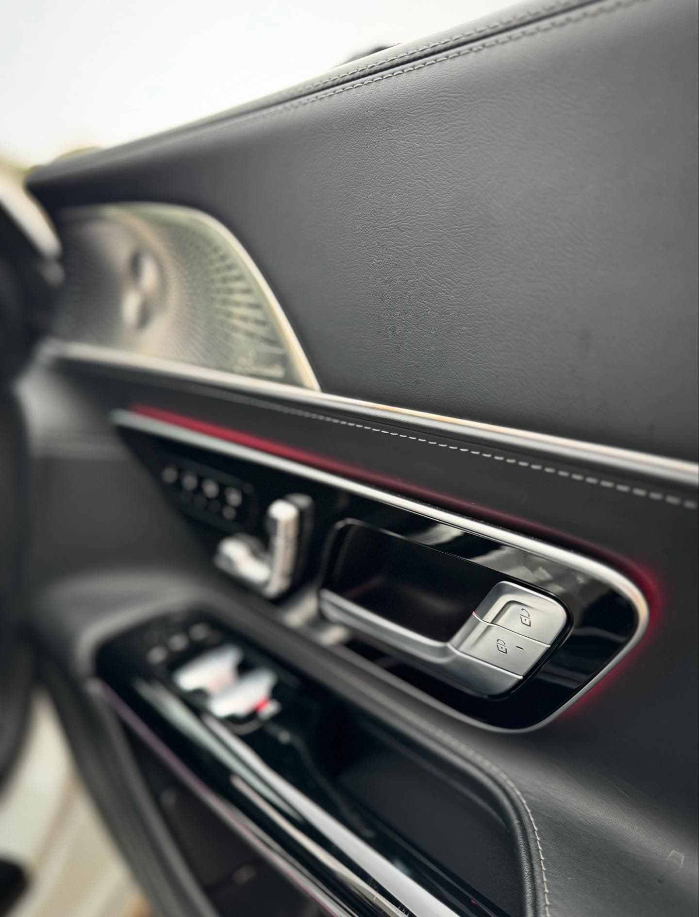 Mercedes-AMG SL43 thumbnail 5