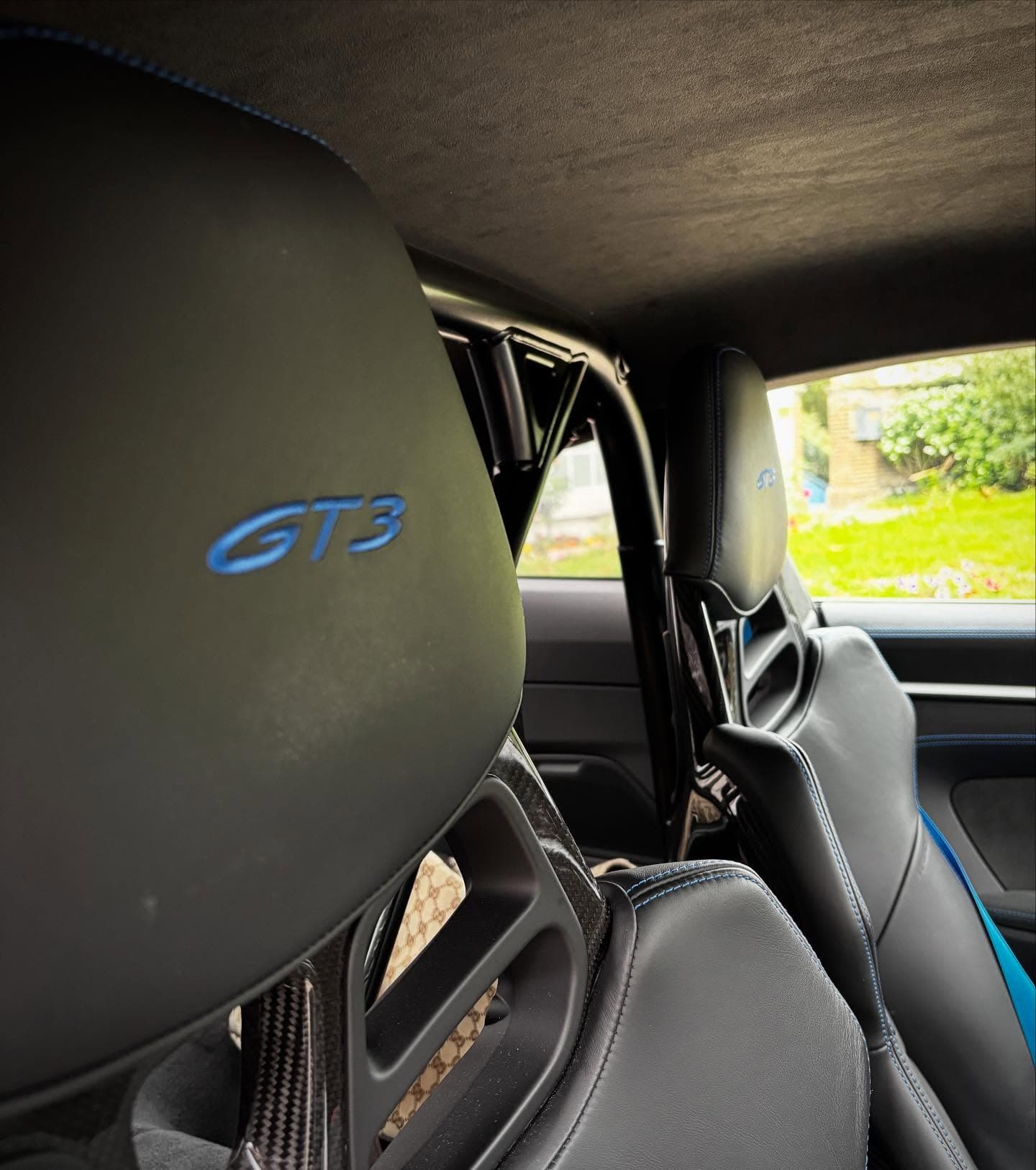 Porsche 911 GT3 thumbnail 5