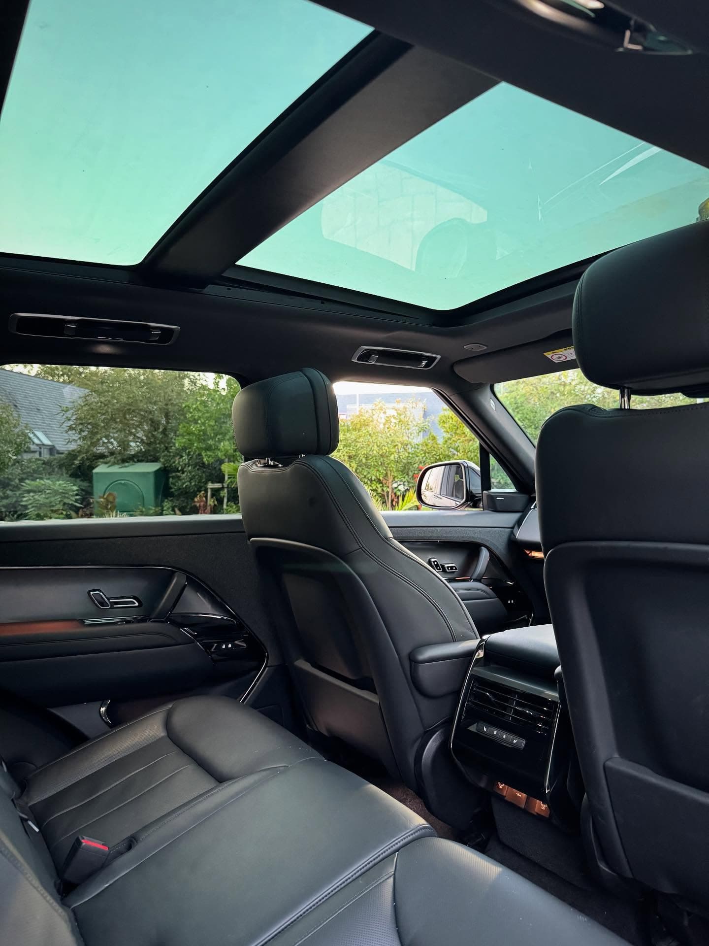 Range Rover Sport thumbnail 5