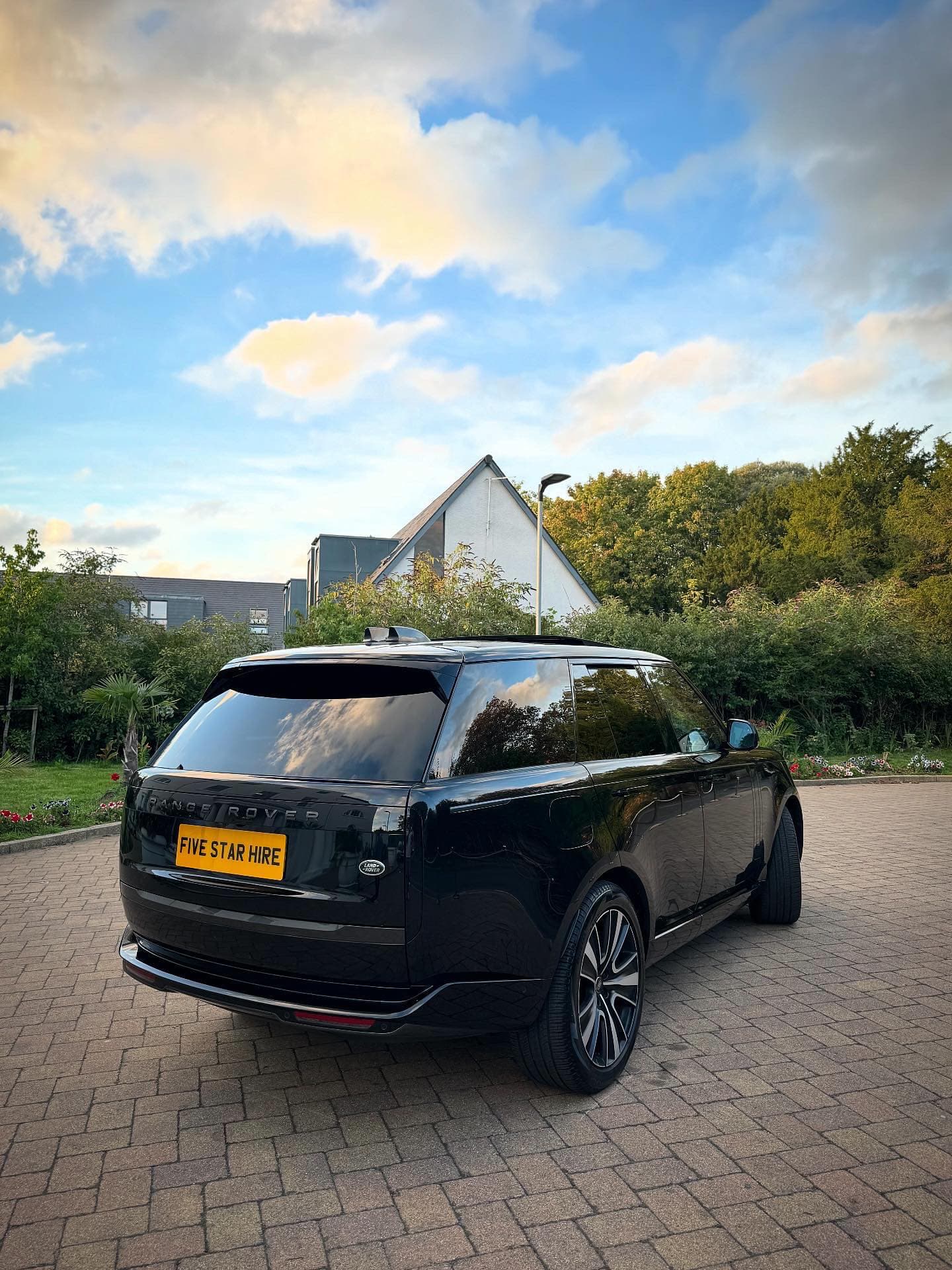 Range Rover Vogue thumbnail 3